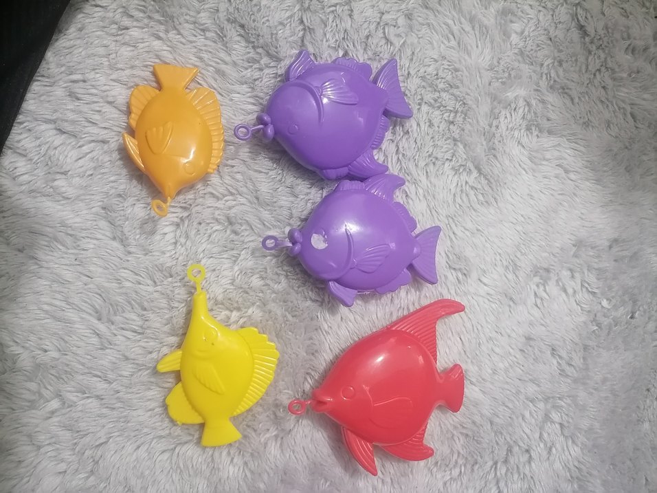 Renkli Balık Şekilli Su Oyuncakları - Görsel 2