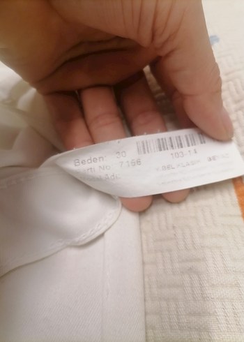 Düğmeli Beyaz Kadın Kumaş Pantolon - Görsel 4