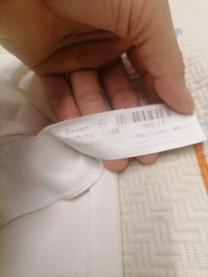 Düğmeli Beyaz Kadın Kumaş Pantolon - Görsel 4