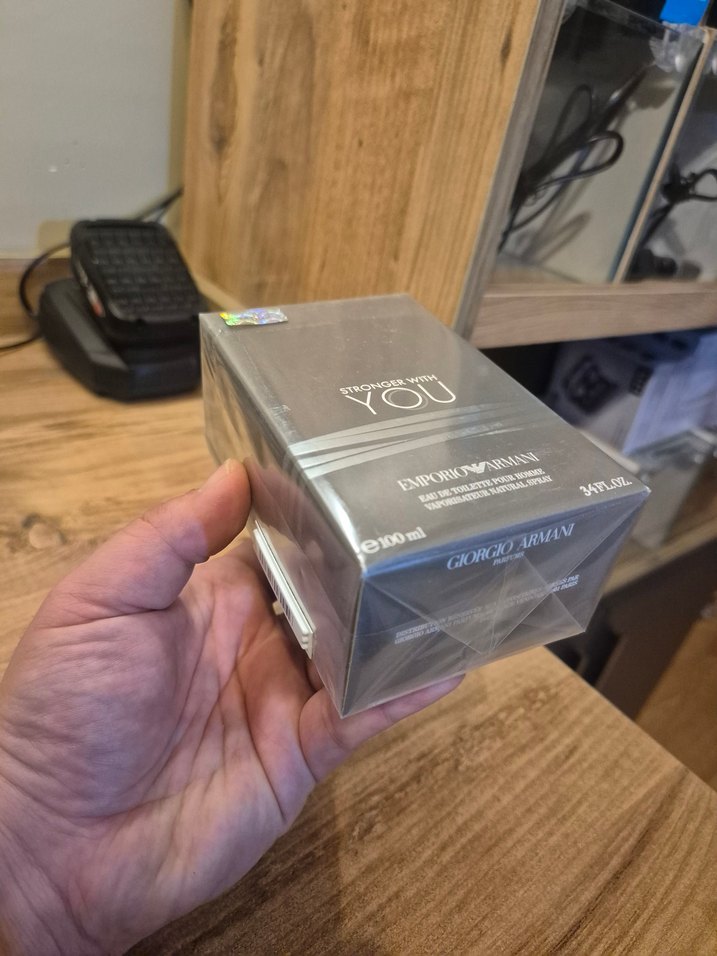 Emporio Armani Stronger With You | Erkek Parfümü 100 ml - Görsel 4