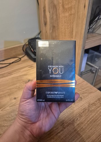 Emporio Armani Stronger With You Intense Erkek Parfümü - Görsel 3
