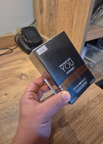 Emporio Armani Stronger With You Intense Erkek Parfümü - Görsel 5