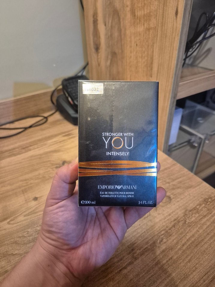 Emporio Armani Stronger With You Intense Erkek Parfümü - Görsel 3