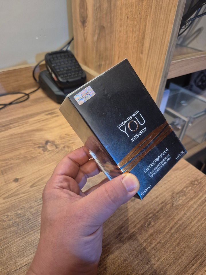 Emporio Armani Stronger With You Intense Erkek Parfümü - Görsel 5