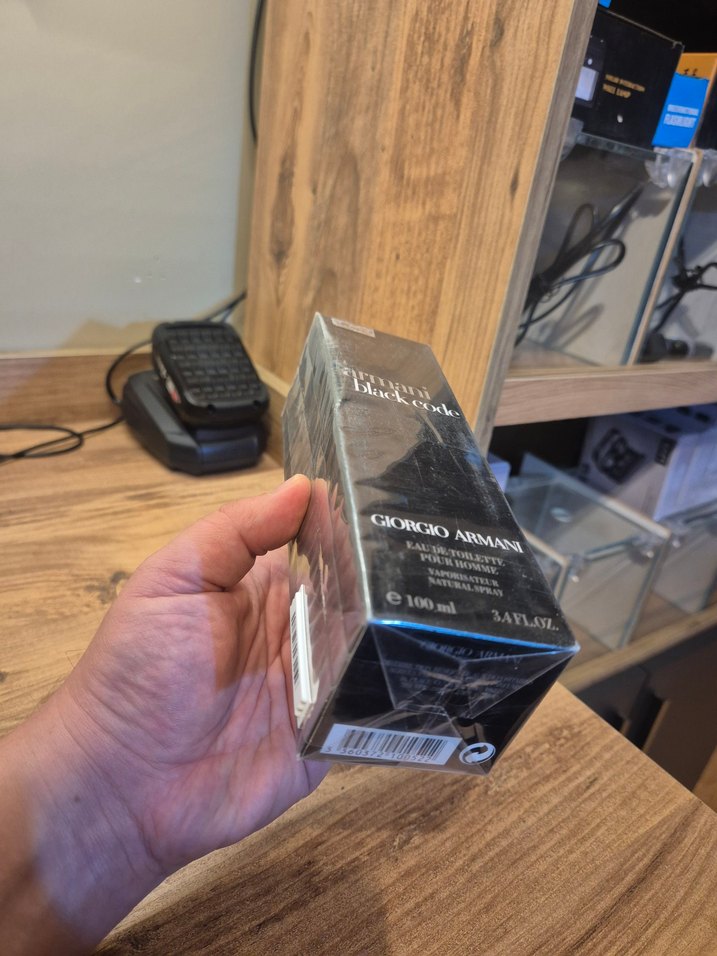 Giorgio Armani Black Code | Erkek Parfümü - Görsel 3