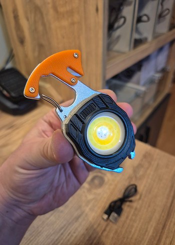 Çok Amaçlı Kamp Deprem Feneri | Şarjlı Çakmak Düdük Halat Kesme - Görsel 10