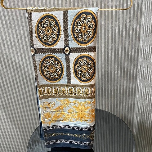 Eşarp şal