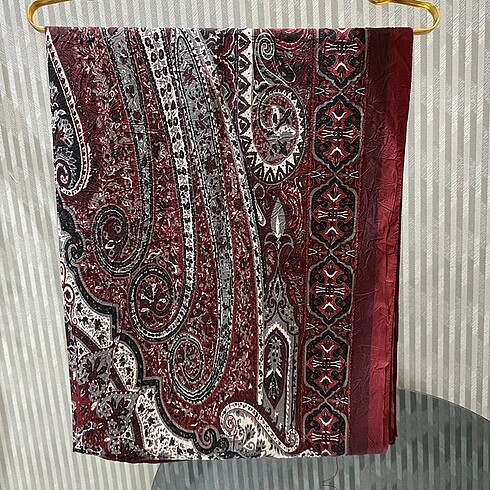 Etnik desen şal