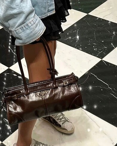 Prada Silindirçanta