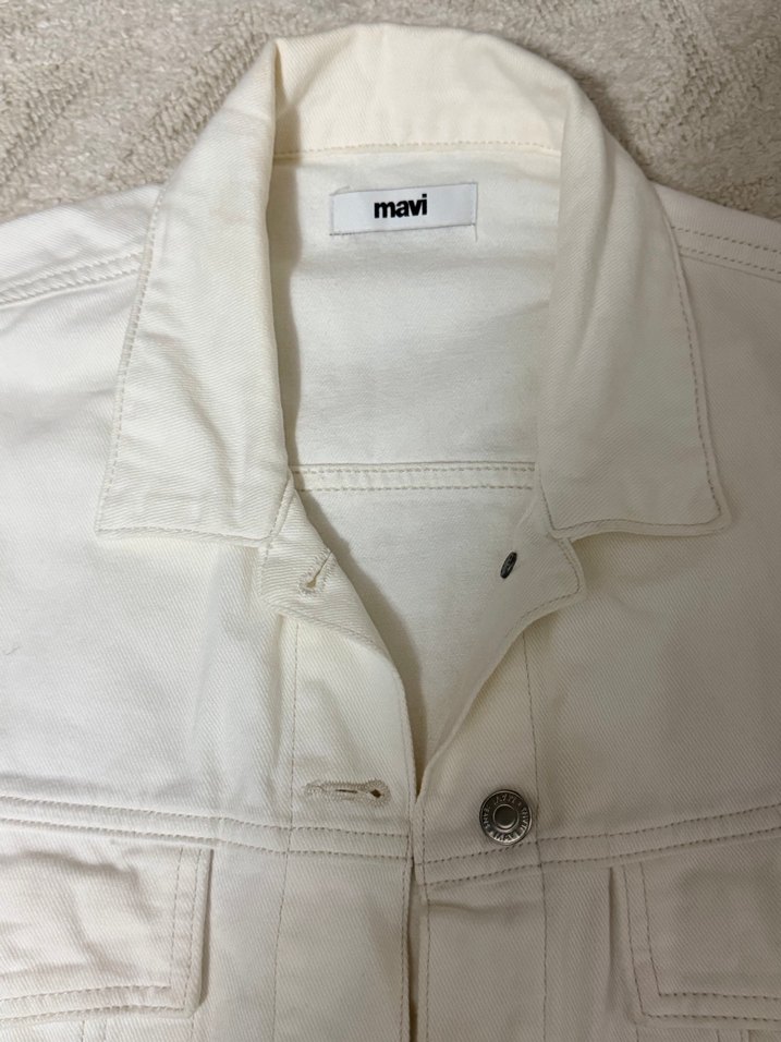 Düğmeli Beyaz Denim Ceket - Görsel 2