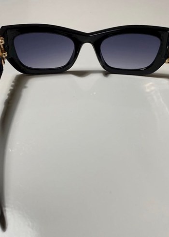 MİU MİU Detaylı Siyah Kadın Güneş Gözlüğü. - Görsel 2