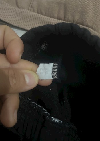 Kahverengi Sweatshirt ve Siyah Pantolon Bebek Takımı - Görsel 3