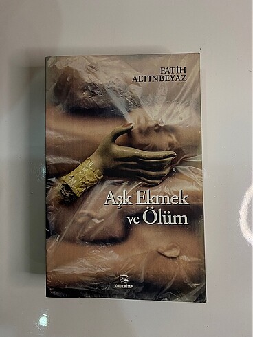 Aşk ekmek ve ölüm