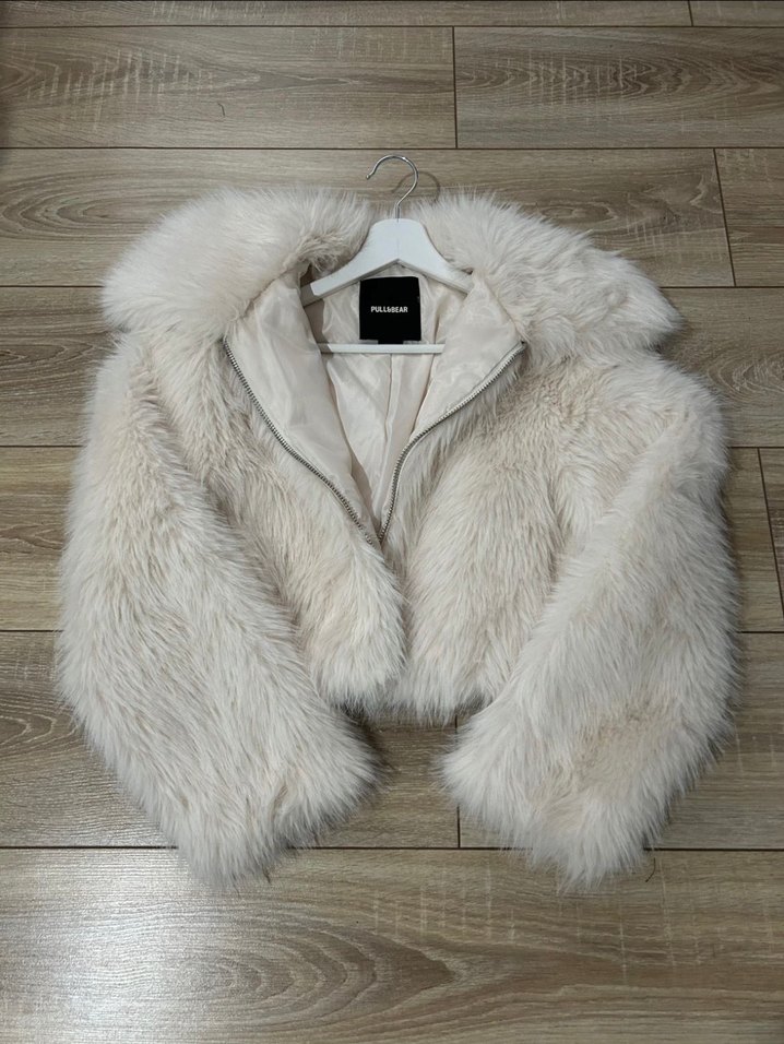 pull&bear peluş kürk - Görsel 2