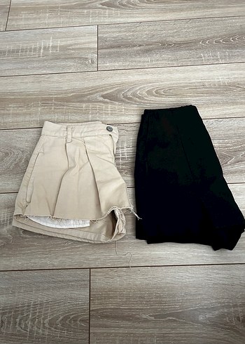 pileli denim şort etek ve siyah şort etek - Görsel 6