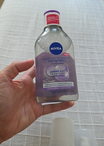 Nivea Amino Asit Kompleksli Yatıştırıcı Makyaj Temizleme Suyu