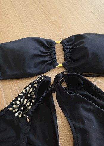 Ay-Yıldız Siyah Tokalı Strappy Bikini Takımı
