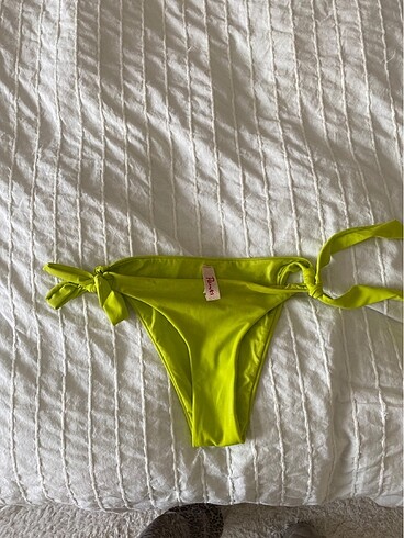 Penti bikini altı