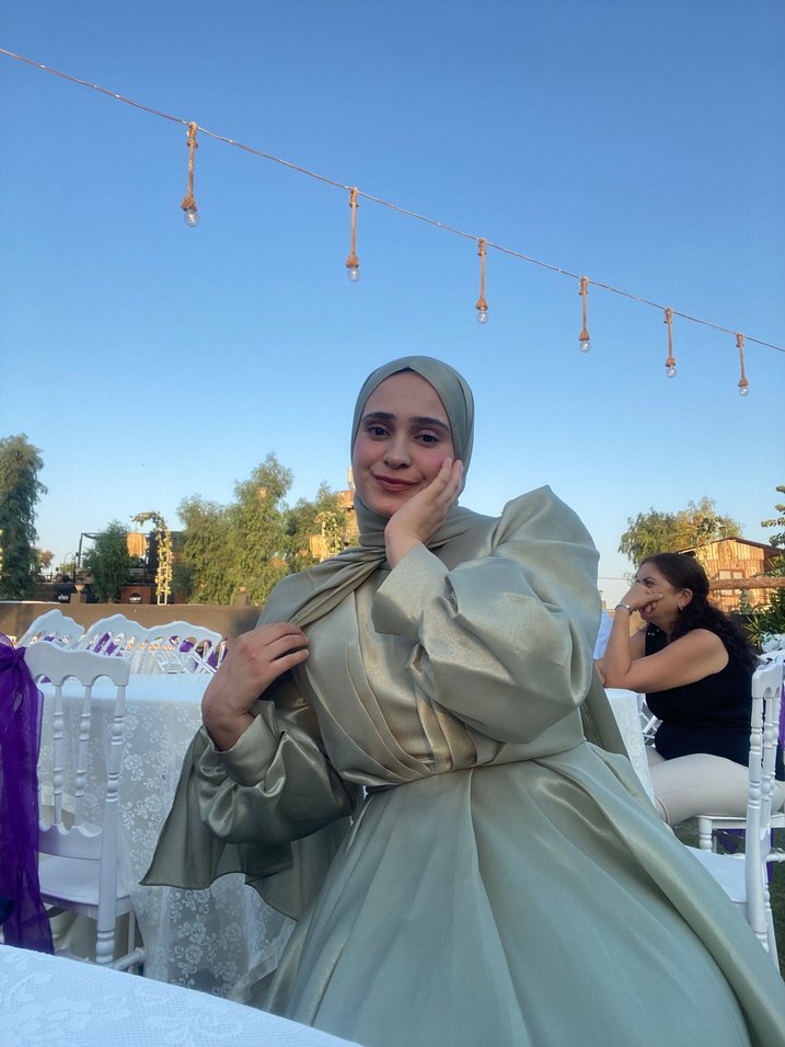 Uzun Kol Drapeli Gri Tesettür Abiye - Görsel 3