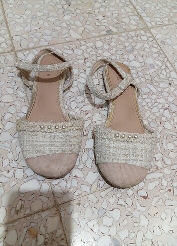 36 Beden Zara sandalet 