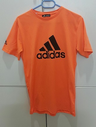 adidas tişört 