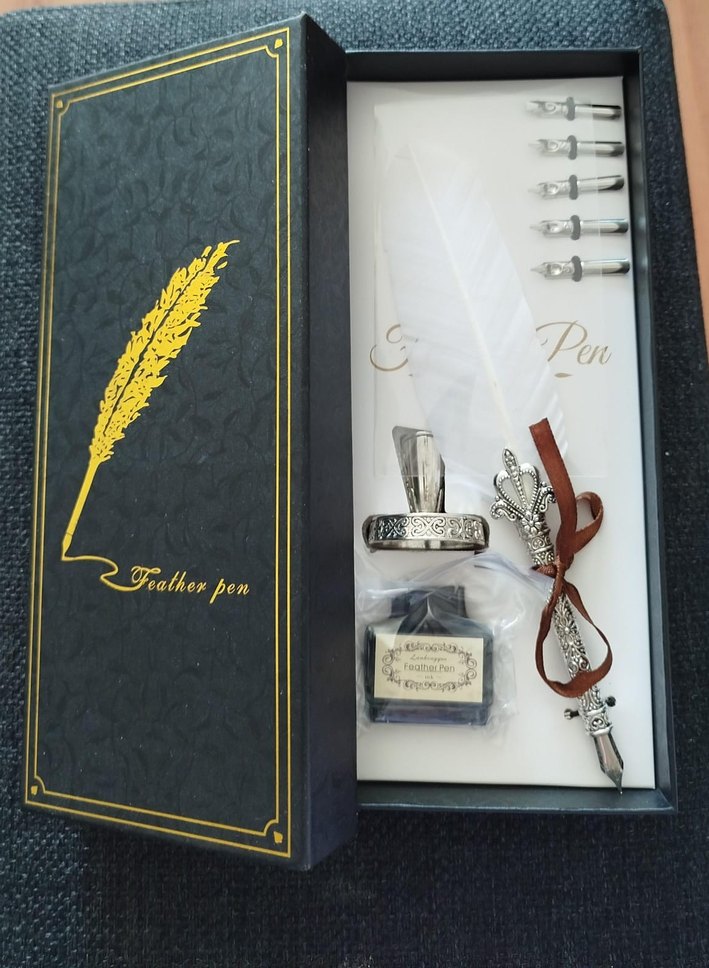 Beyaz Tüylü Kalem ve Mürekkep Seti - Görsel 3