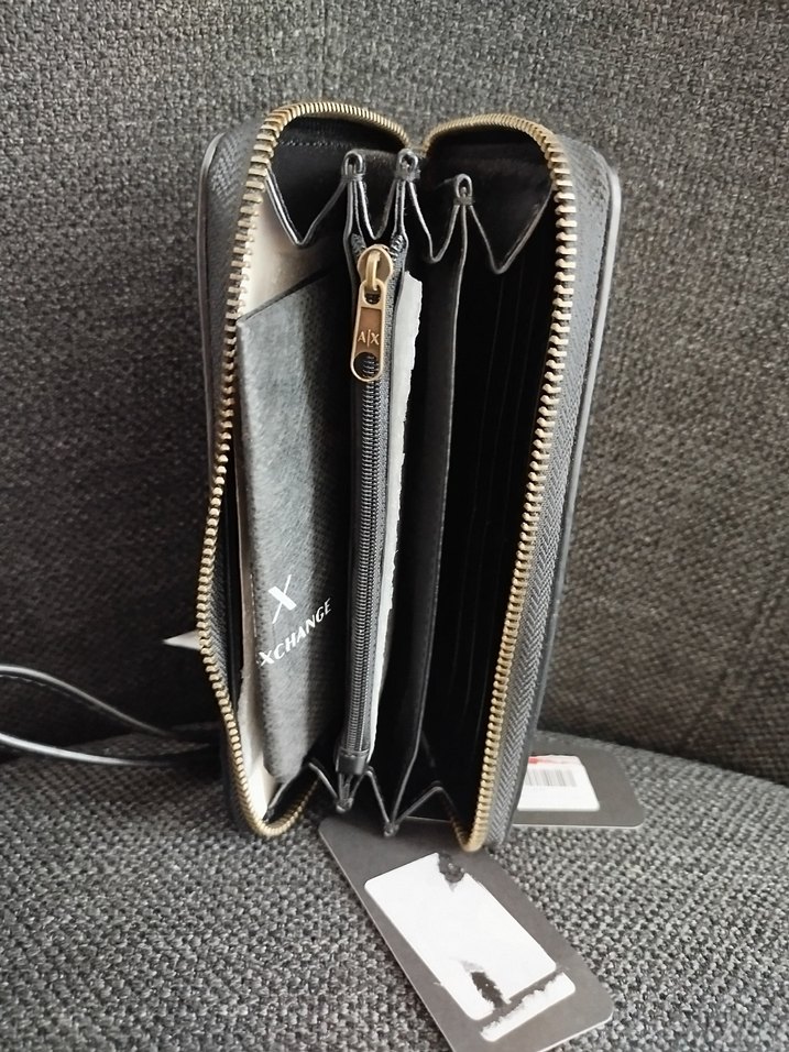 Armani Exchange Siyah Deri Fermuarlı Kadın Cüzdanı - Görsel 3