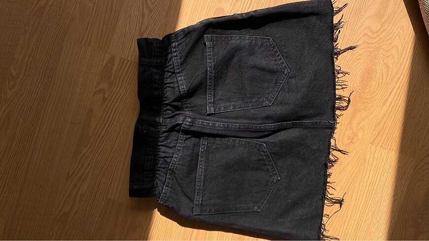 s Beden Pull and bear etek