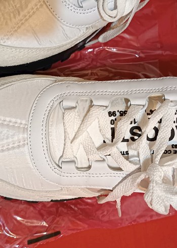 Lacoste Beyaz Bağcıklı Erkek Spor Ayakkabı 44/43 rahat oluyor - Görsel 9