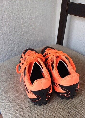 38 Beden Adidas hali saha ayakkabisi