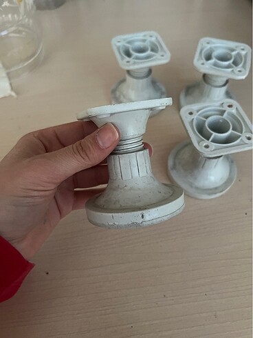 Diğer Ayarlanabilir mobilya ayağı