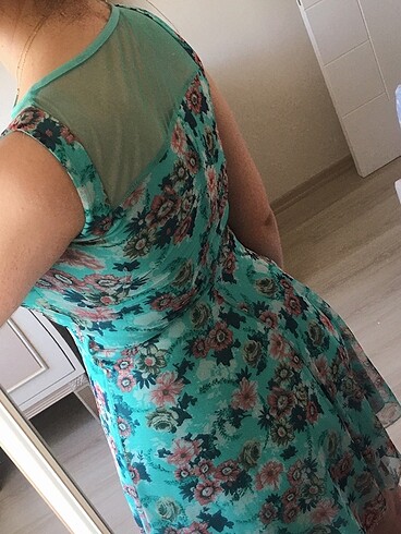 Zara Zen Kısa çicekli Yeşil Elbise