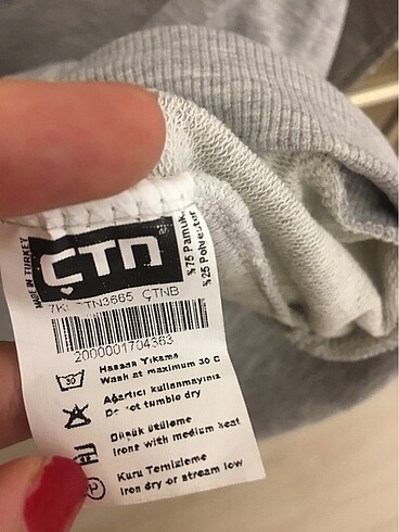 m Beden ÇTN Sweat Etiketli