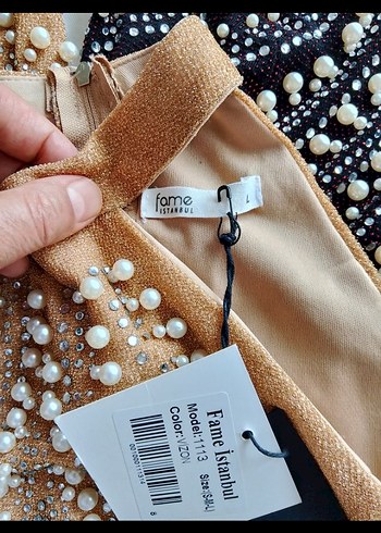 İnci Detaylı Altın Renk Bebek Önlüğü - Görsel 4