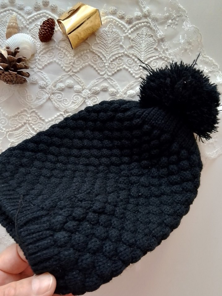 Pul İşlemeli Siyah Kadın Bere - Görsel 2