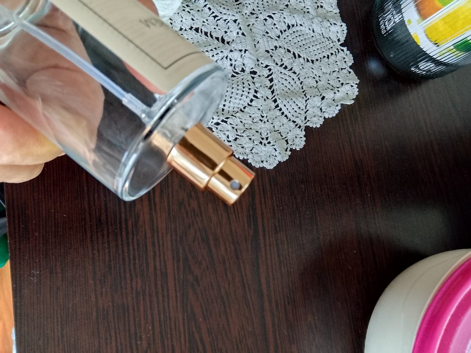 Minimalist Erkek Parfümü Şık Ambalajda - Görsel 3