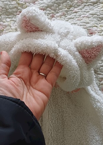 Kapüşonlu Beyaz Nakışlı peluş yelek - Görsel 4