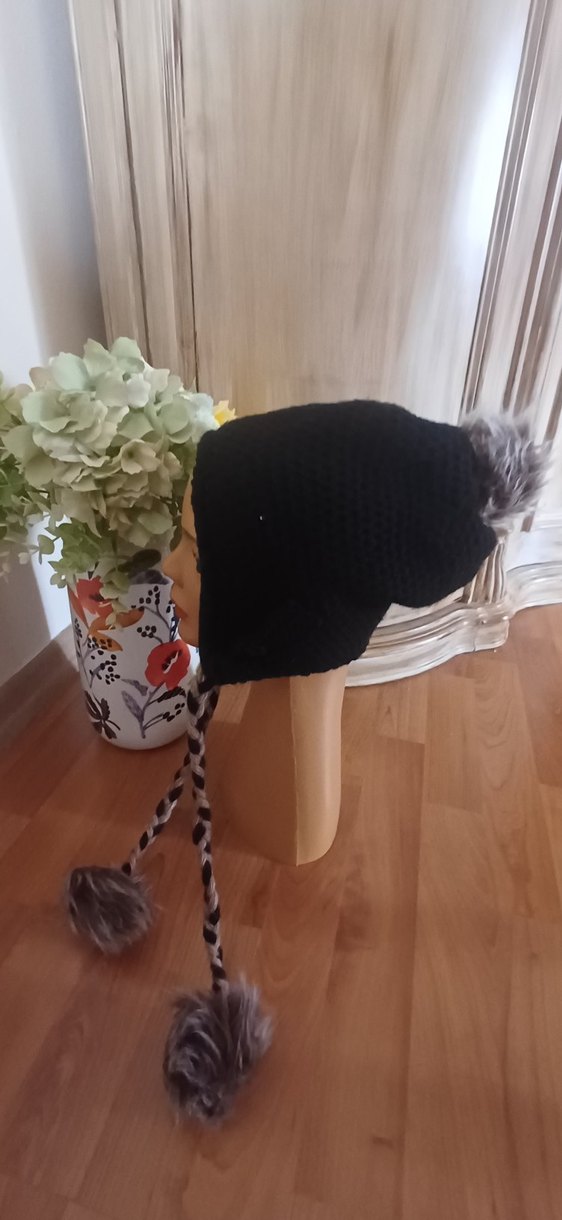 Siyah Örgü Kadın Bere İpli Ponponlu - Görsel 2