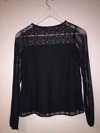 Bershka Dantel bluz