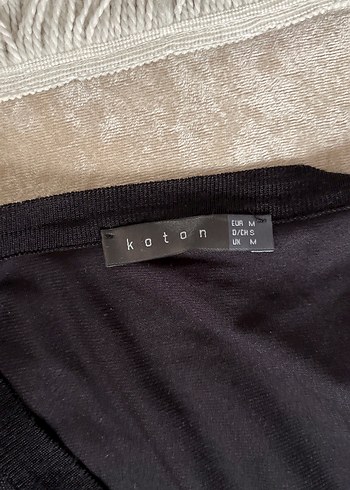 Koton Siyah Pilili Gotik V Yaka Midi Elbise