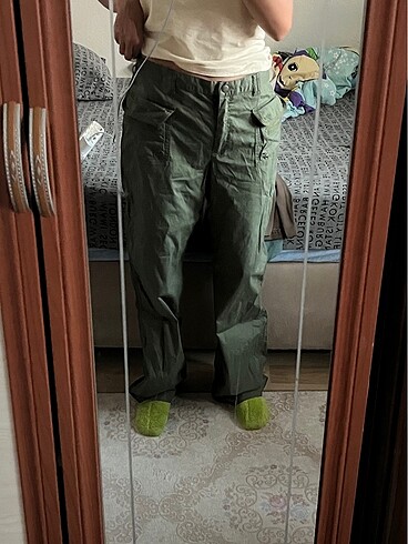 44 Beden Asker yeşili pantolon
