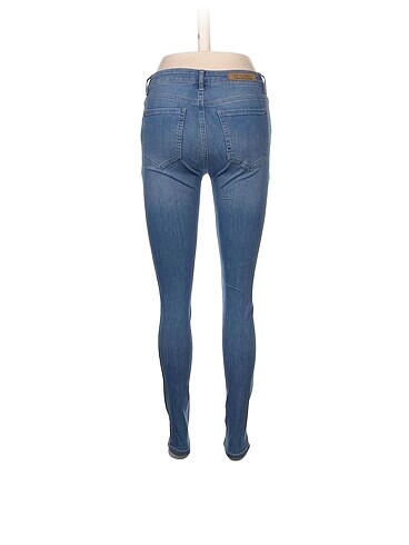26 Beden Loft Jean / Kot %70 İndirimli.