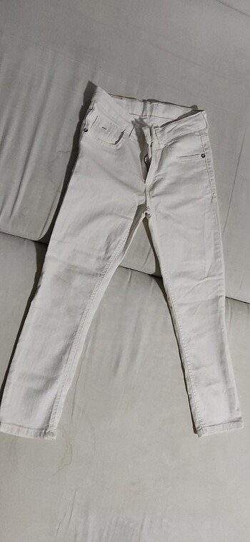 Beyaz pantolon 