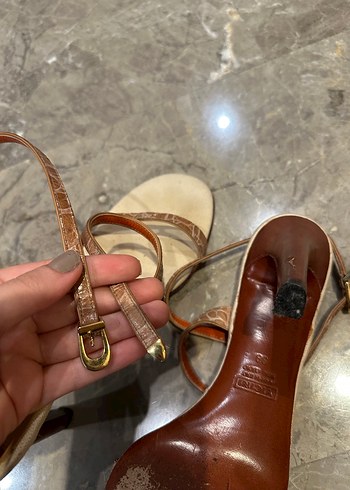 39 Beden Giuseppe Zanotti Deri topuklu ayakkabı