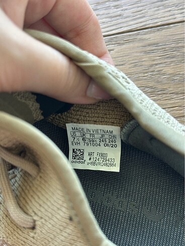 39 Beden Adidas Yeezy