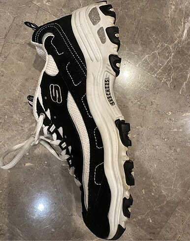 38,5 Beden Skechers orjinal ayakkabı