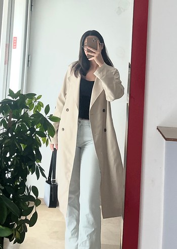 s Beden Stradivarius Krem rengi Düğmeli Uzun Kadın Trençkot