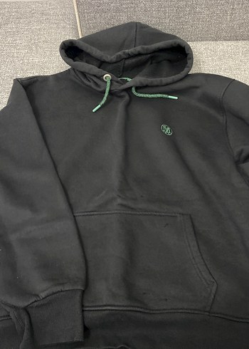 Siyah Kapüşonlu Oversize Sweatshirt
