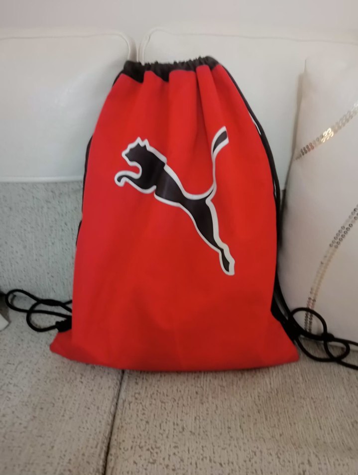 Puma ,Kırmızı Spor çantası. - Görsel 2
