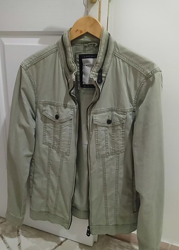 LC Waikiki l